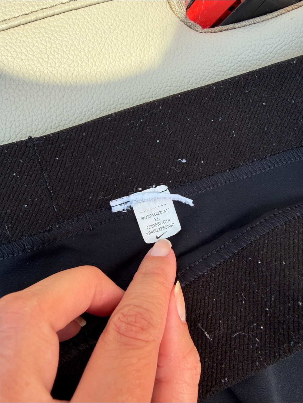 Nike Black & Gray Pro Compression Shorts - Picture 5 of 6